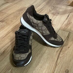 ONLY WORN ONE TIME: Women’s Coach Mason Signature Jacquard Sneakers